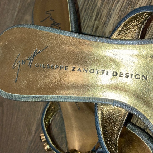 Giuseppe Zanotti Design Womens Brown High Heels Platform  Women’s shoes. Giuseppe Zanotti Design.